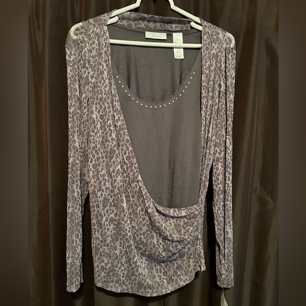 NWT JH Collectibles Women’s‎ Long Sleeve Embellished Neckline Blouse